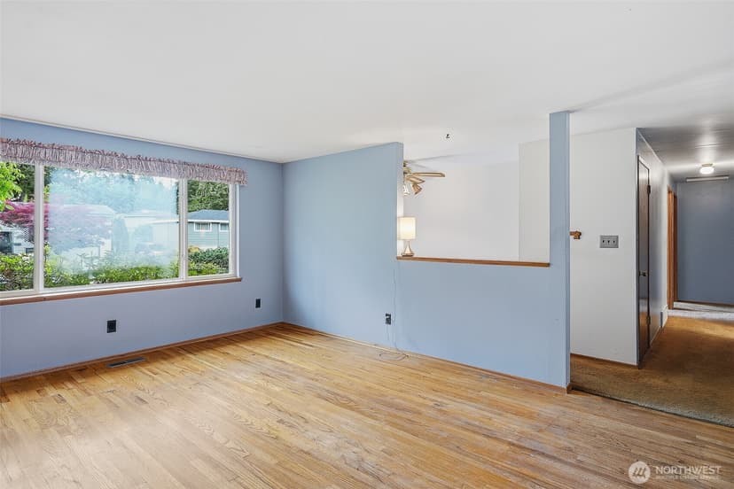 Property photo for 4510 237th Place SW, Mountlake Terrace photo 6