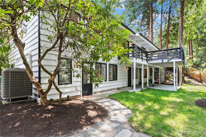 Property photo for 3227 103rd Place NE, Bellevue photo 33