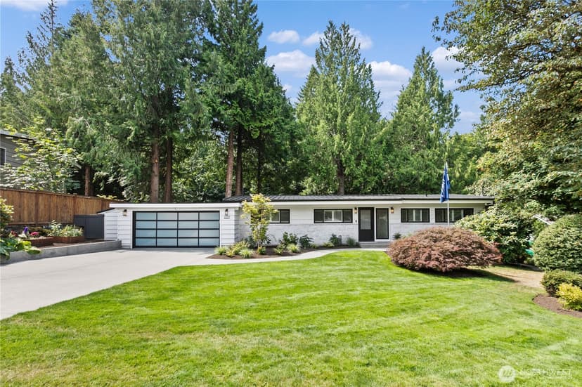 Property photo for 3227 103rd Place NE, Bellevue photo 40