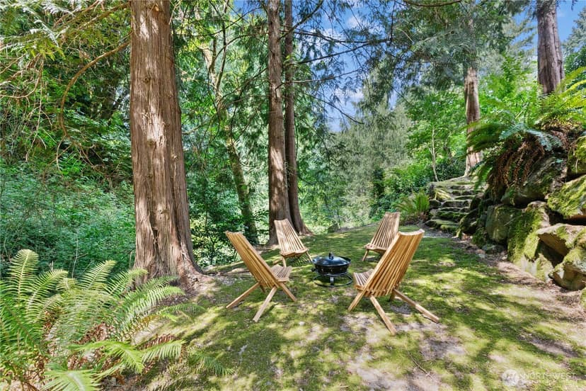 Property photo for 3227 103rd Place NE, Bellevue photo 36