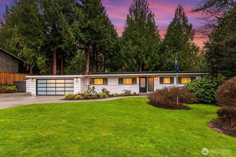 Property photo for 3227 103rd Place NE, Bellevue photo 39