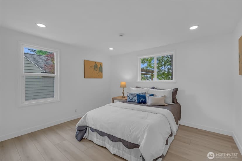 Property photo for 6904 S 124th Street, Seattle photo 7