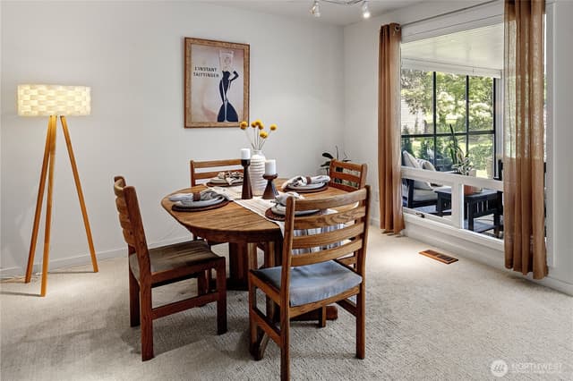 Property photo for 10800 Glen Acres Drive S #T16, Seattle photo 4