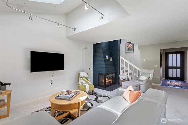 Property photo for 10800 Glen Acres Drive S #T16, Seattle photo 3