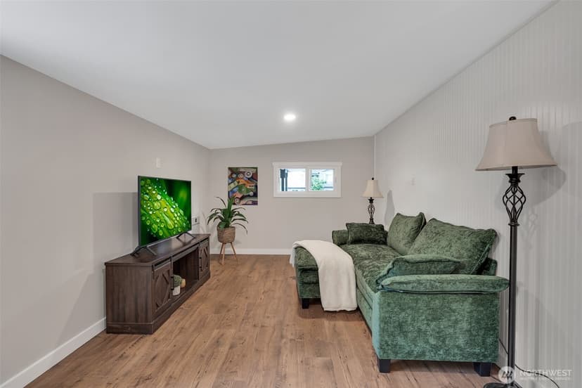 Property photo for 24855 16TH Avenue S, Des Moines photo 19