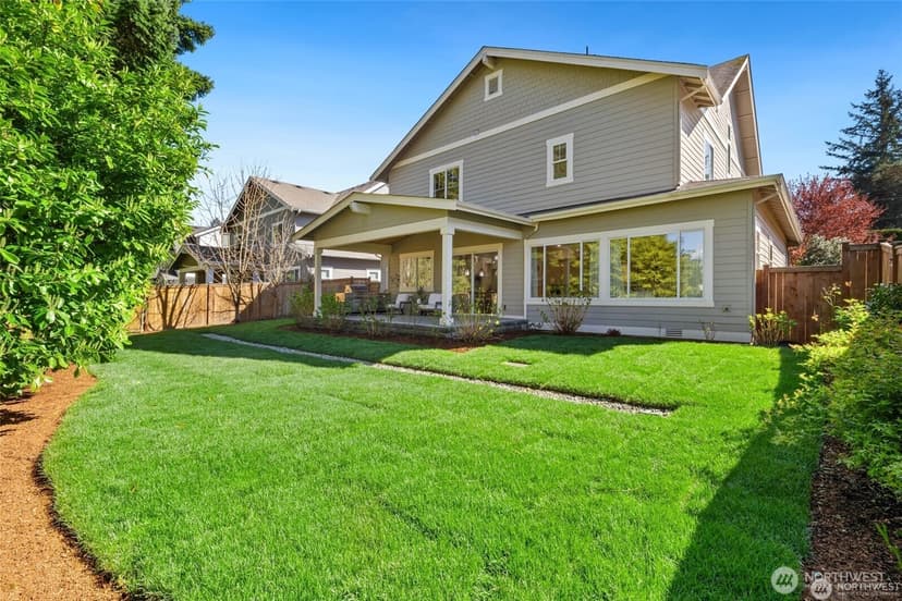 Property photo for 10610 NE 28th Street, Bellevue photo 31