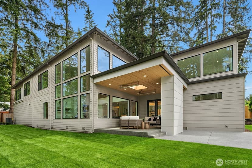 Property photo for 3049 164th Place NE, Bellevue photo 29