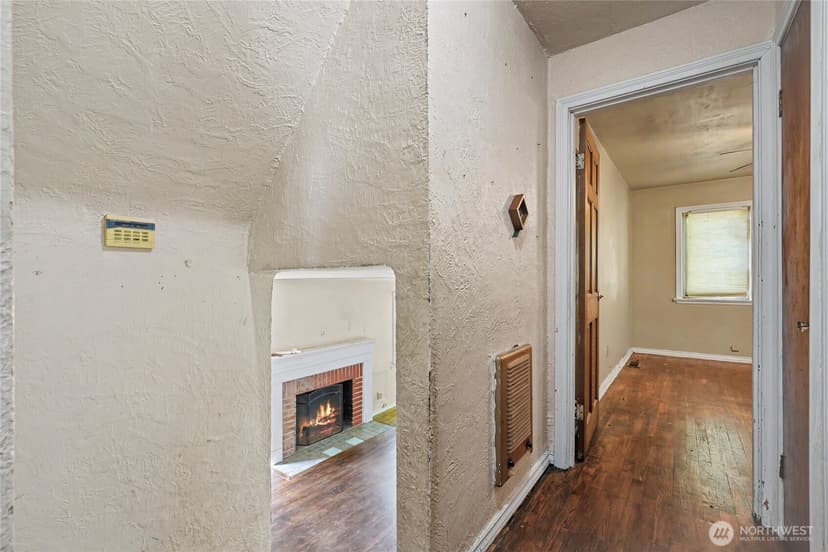 Property photo for 6422 28th Avenue S, Seattle photo 7