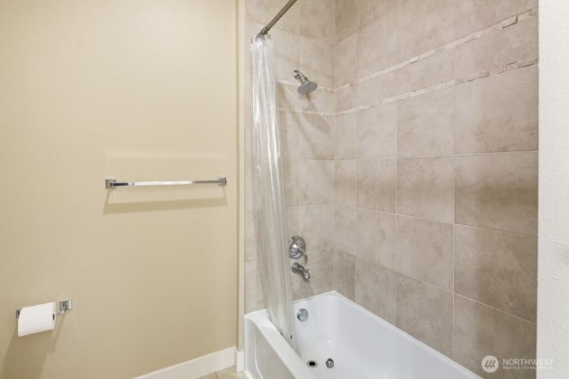 Property photo for 15730 116th Avenue NE #305, Bothell photo 21