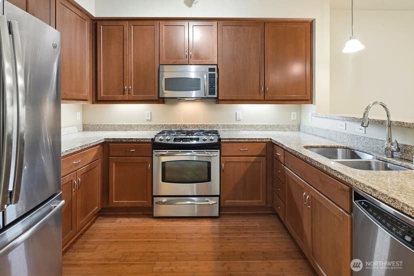 Property photo for 15730 116th Avenue NE #305, Bothell photo 7