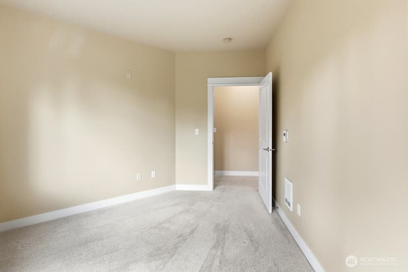 Property photo for 15730 116th Avenue NE #305, Bothell photo 15