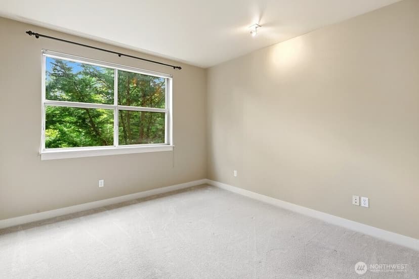 Property photo for 15730 116th Avenue NE #305, Bothell photo 12