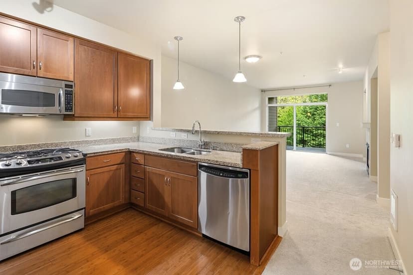 Property photo for 15730 116th Avenue NE #305, Bothell