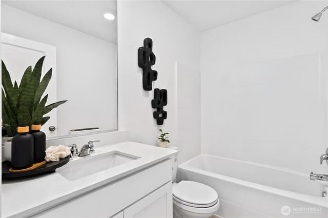 Property photo for 9402 Shale Avenue NW, Silverdale photo 4