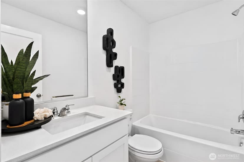 Property photo for 9402 Shale Avenue NW, Silverdale photo 4