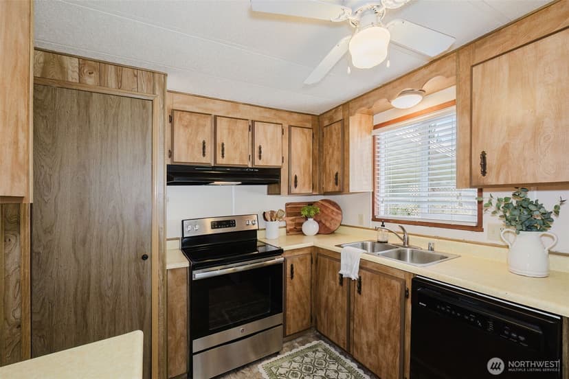 Property photo for 16300 State Highway 305 NE #58, Poulsbo photo 19