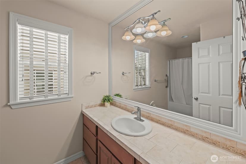 Property photo for 36010 11th Avenue SW, Federal Way photo 30