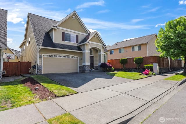 Property photo for 36010 11th Avenue SW, Federal Way photo 2
