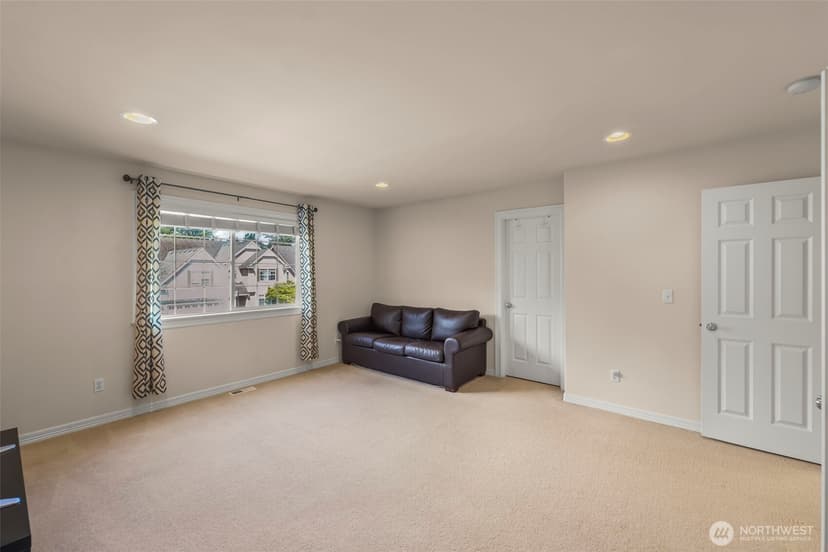 Property photo for 36010 11th Avenue SW, Federal Way photo 33
