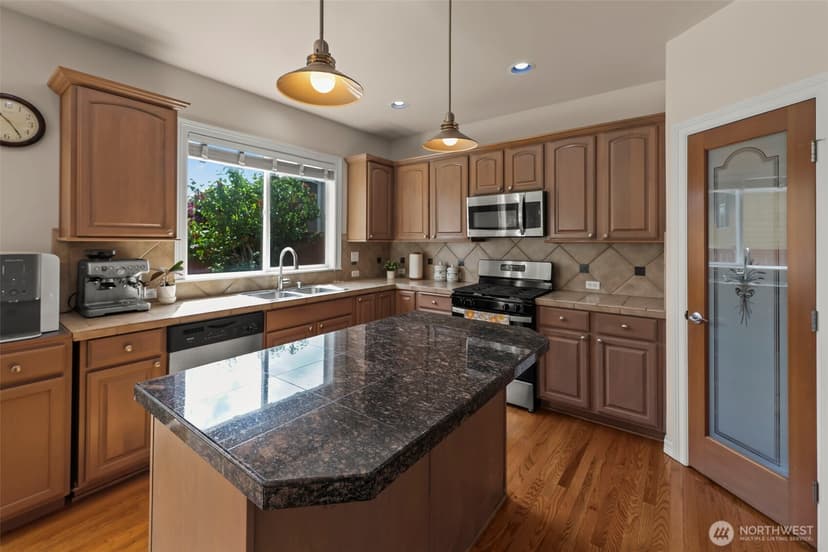Property photo for 36010 11th Avenue SW, Federal Way photo 13