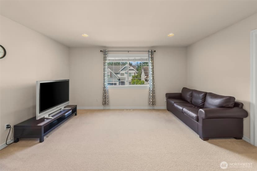 Property photo for 36010 11th Avenue SW, Federal Way photo 31