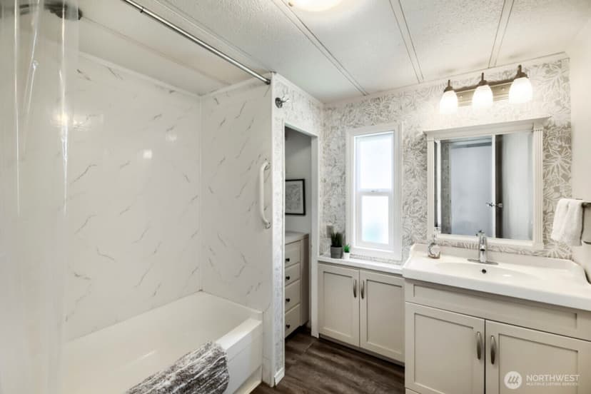 Property photo for 7301 NE 175th Street #117, Kenmore photo 16