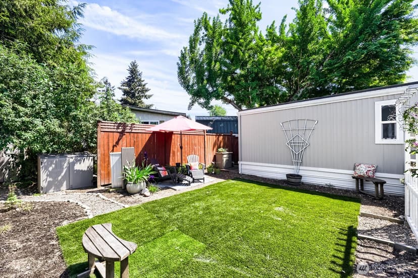 Property photo for 7301 NE 175th Street #117, Kenmore photo 3