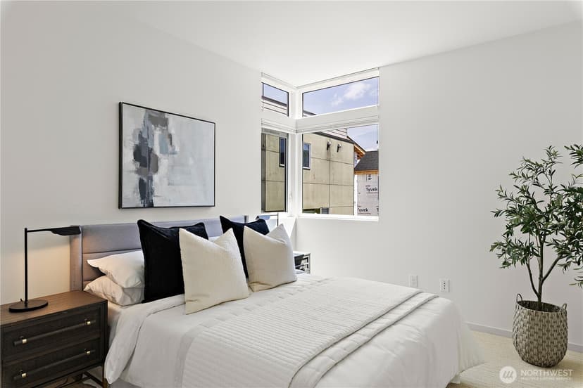 Property photo for 705 18th Avenue S #B, Seattle photo 17
