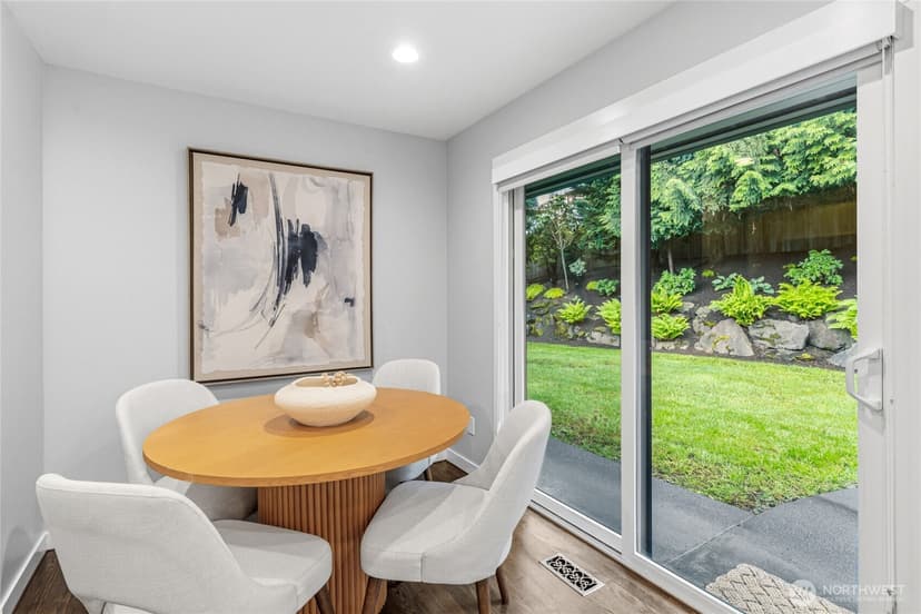 Property photo for 4105 96th Avenue SE, Mercer Island photo 11