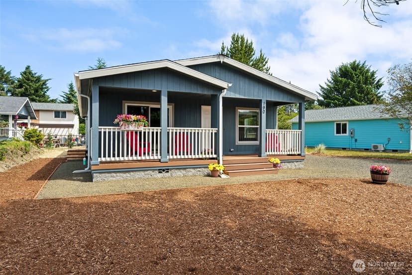 Property photo for 190 Clover Street NW, Ocean Shores photo 29