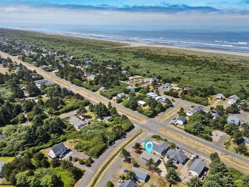 Property photo for 190 Clover Street NW, Ocean Shores photo 25