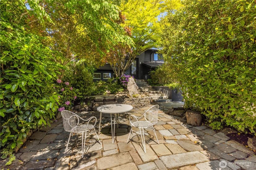 Property photo for 10510 NE 44th Street, Kirkland photo 30