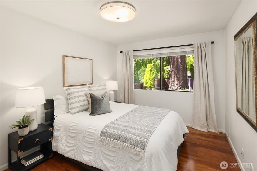 Property photo for 3600 86th Avenue SE, Mercer Island photo 26