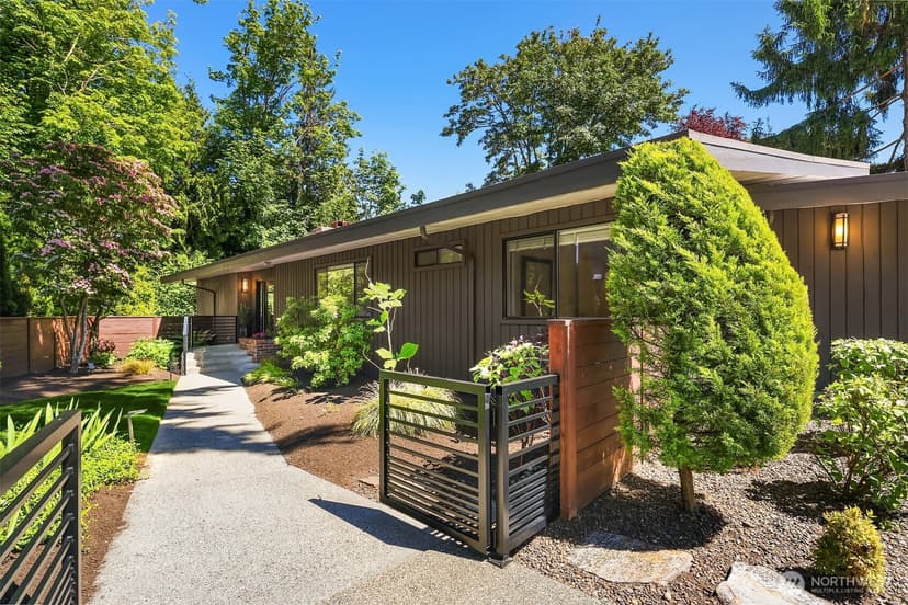 Property photo for 3600 86th Avenue SE, Mercer Island photo 37