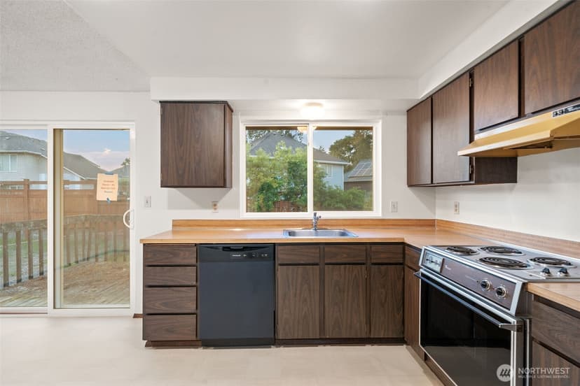 Property photo for 7838 NE 146th Street, Kenmore photo 24