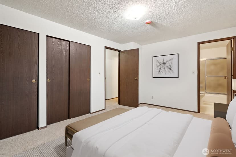 Property photo for 7838 NE 146th Street, Kenmore photo 13