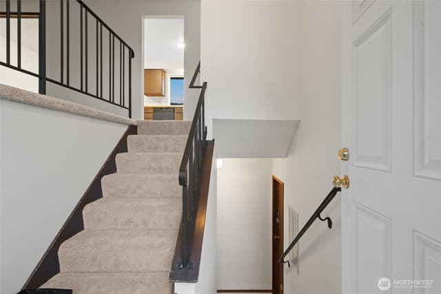 Property photo for 7838 NE 146th Street, Kenmore photo 3