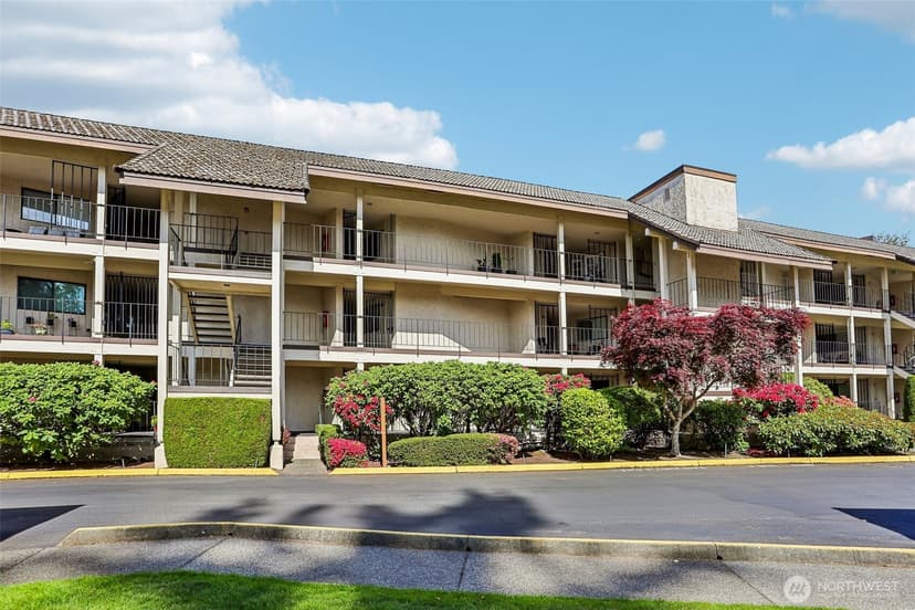Property photo for 16921 Inglewood Road NE #A103, Kenmore photo 36