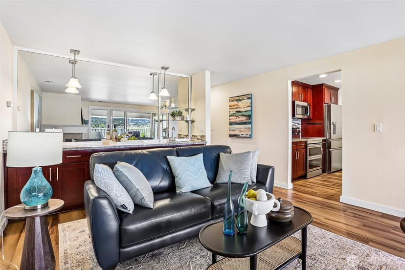 Property photo for 16921 Inglewood Road NE #A103, Kenmore photo 28