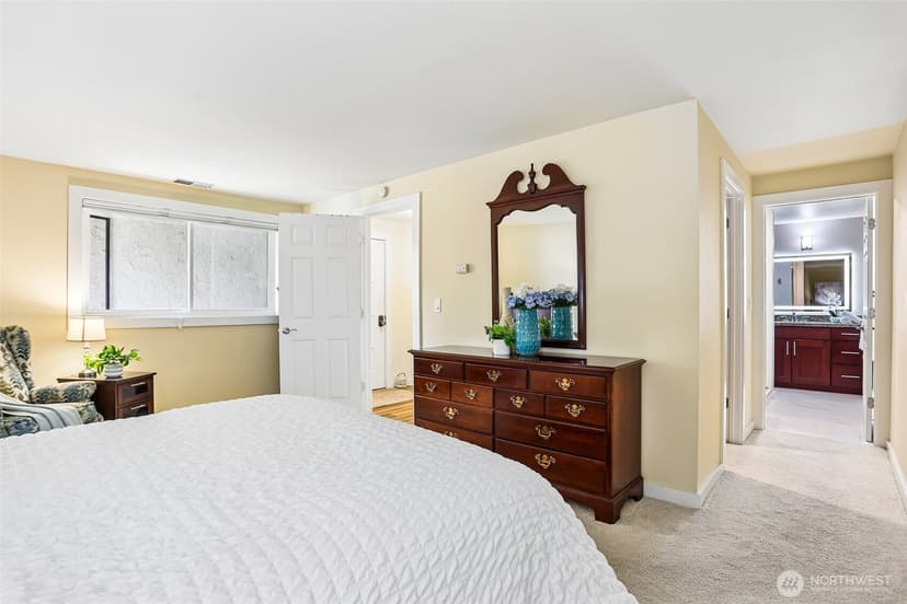 Property photo for 16921 Inglewood Road NE #A103, Kenmore photo 15