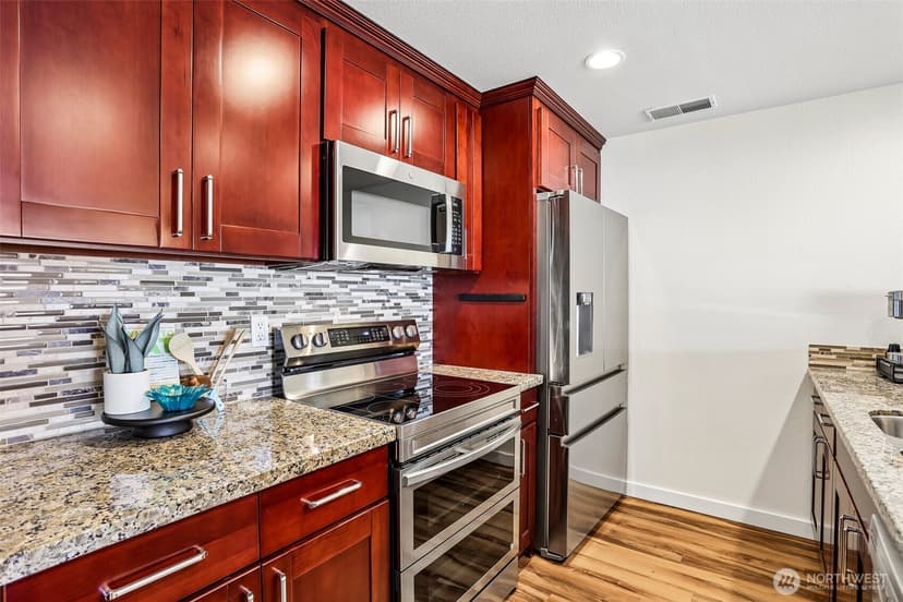 Property photo for 16921 Inglewood Road NE #A103, Kenmore photo 32