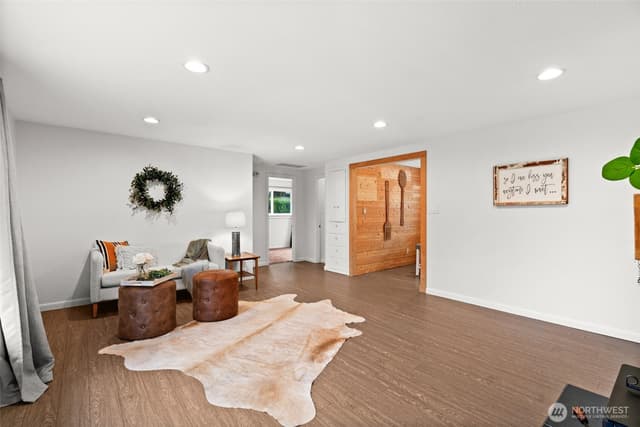 Property photo for 7819 28th Street W, University Place photo 5