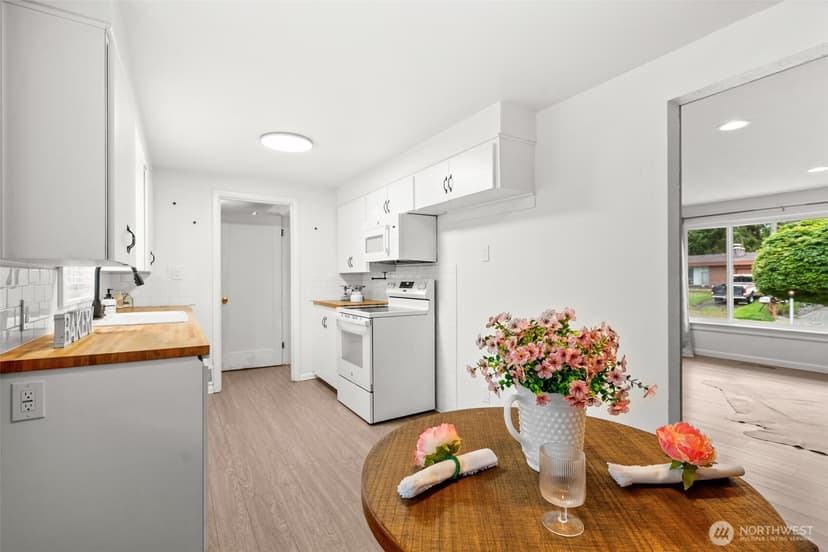 Property photo for 7819 28th Street W, University Place photo 18