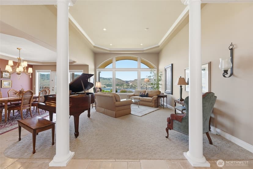 Property photo for 124 Waterview Drive, Chelan photo 7