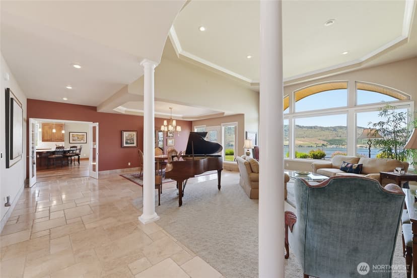 Property photo for 124 Waterview Drive, Chelan photo 11