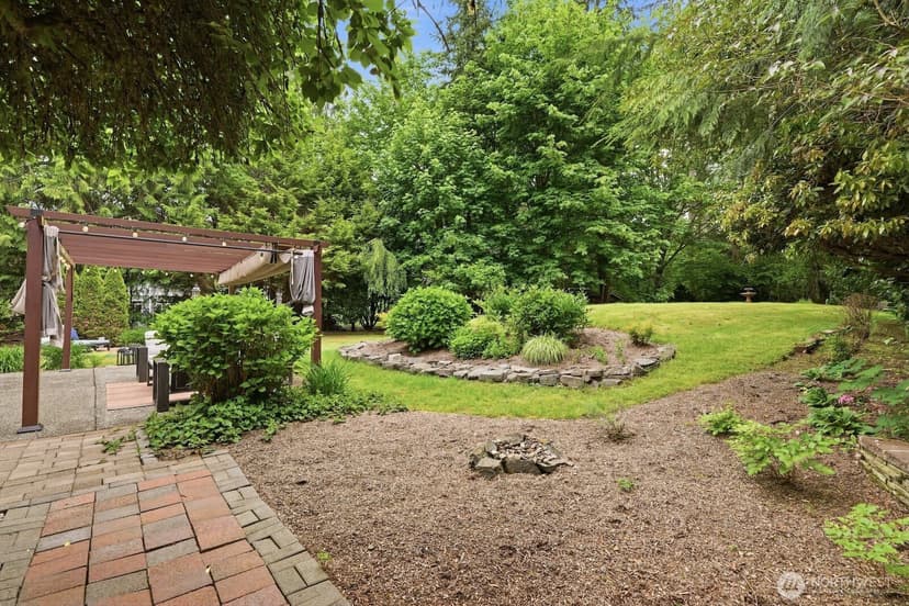 Property photo for 13320 227th Avenue NE, Woodinville photo 36