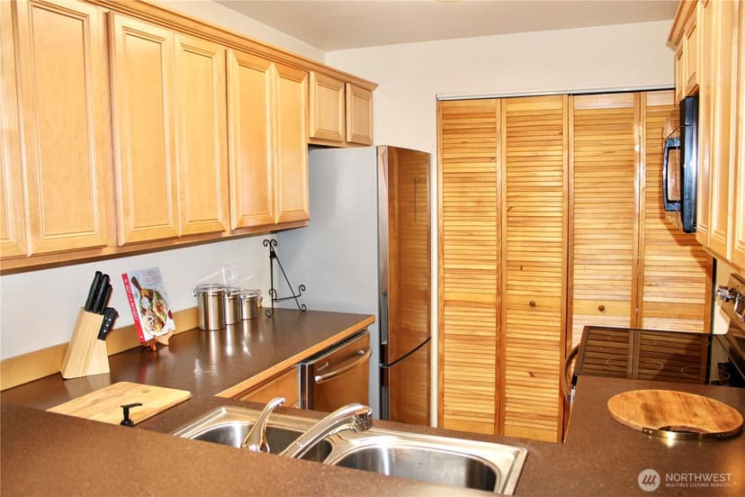 Property photo for 2532 S 317th Street #107, Federal Way photo 14