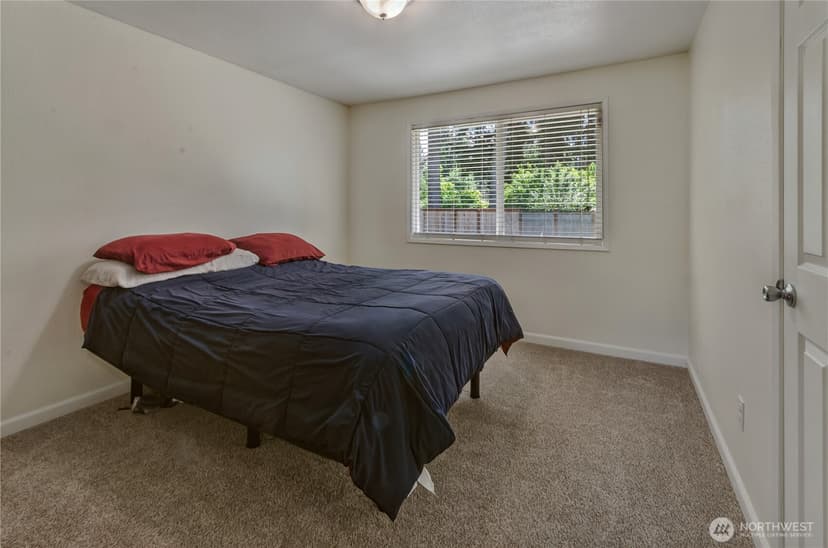 Property photo for 32318 110th Avenue SE, Auburn photo 20