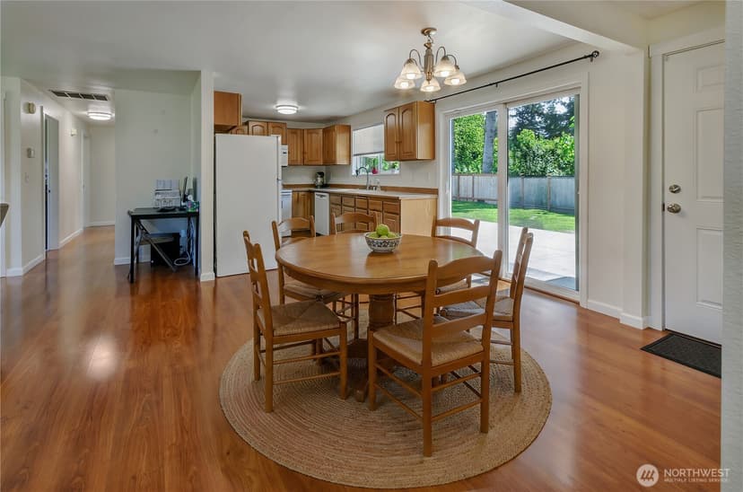 Property photo for 32318 110th Avenue SE, Auburn photo 8