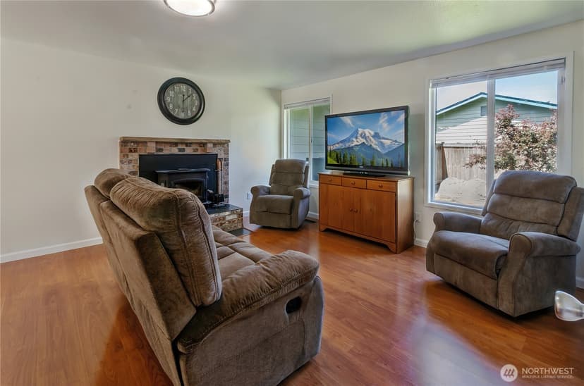 Property photo for 32318 110th Avenue SE, Auburn photo 16
